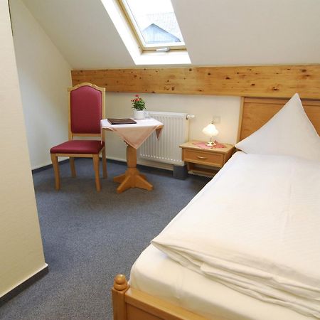 Hotel Wirtshaus Zum Pferdemarkt Saarburg Esterno foto