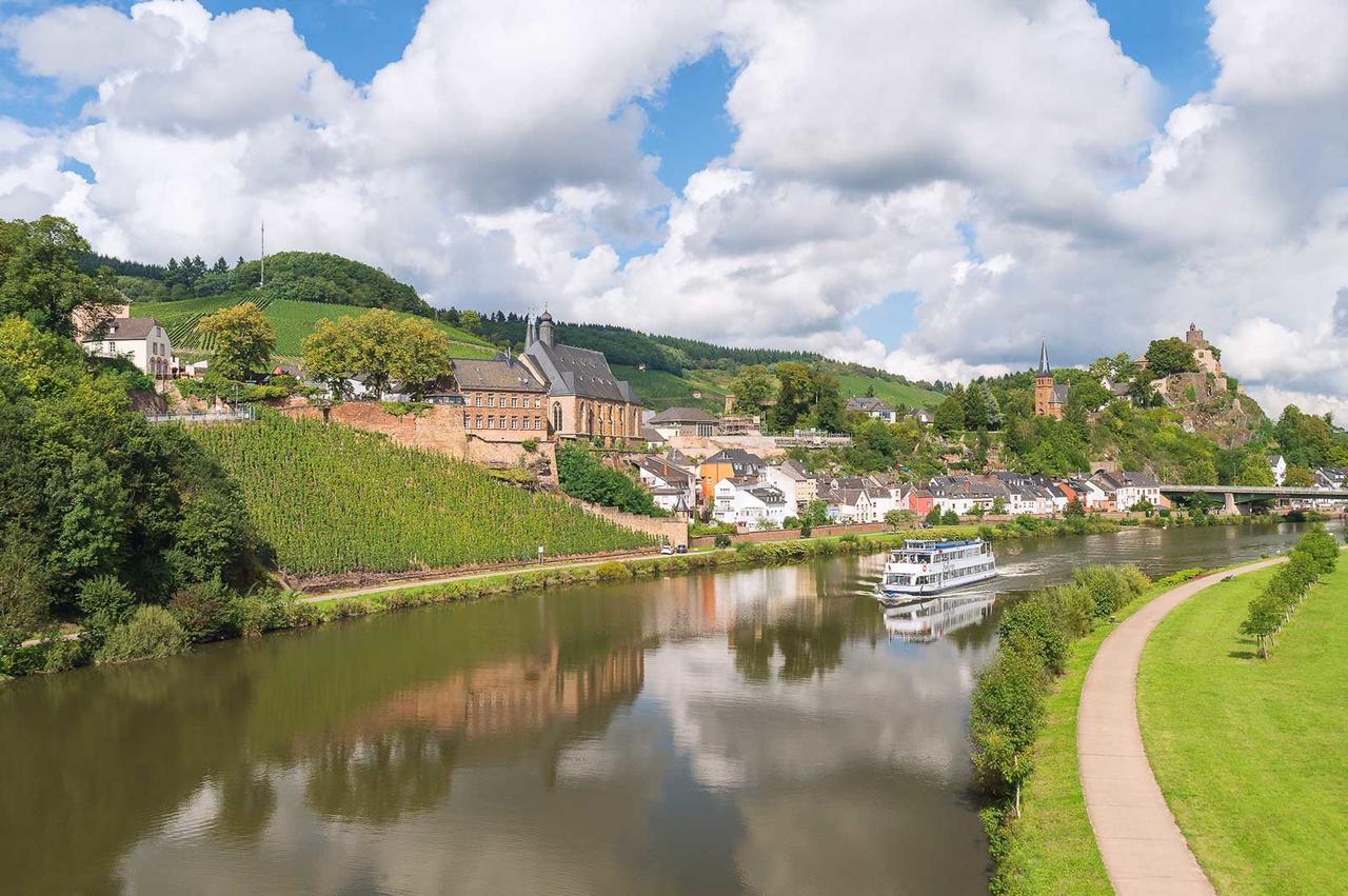 Hotel Wirtshaus Zum Pferdemarkt Saarburg Esterno foto