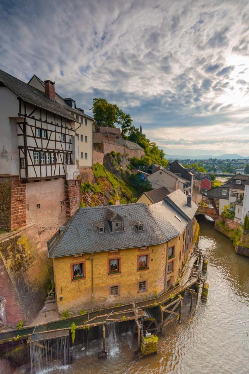Hotel Wirtshaus Zum Pferdemarkt Saarburg Esterno foto